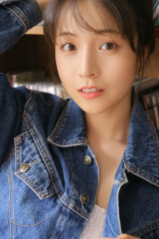 巨胸美女爆免费观看
